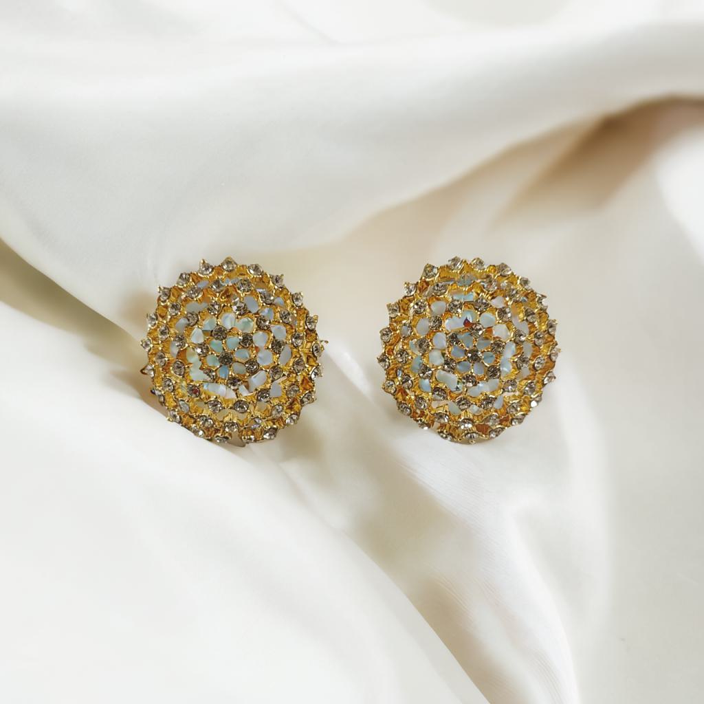 Dome studs